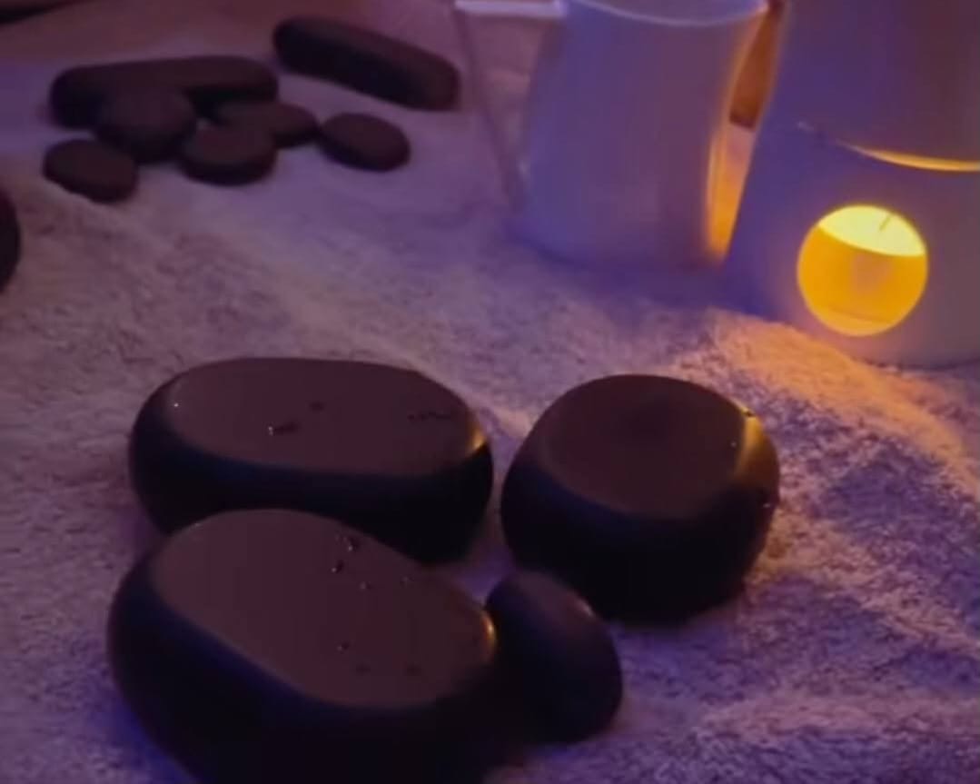 Pierres chaudes pour massage